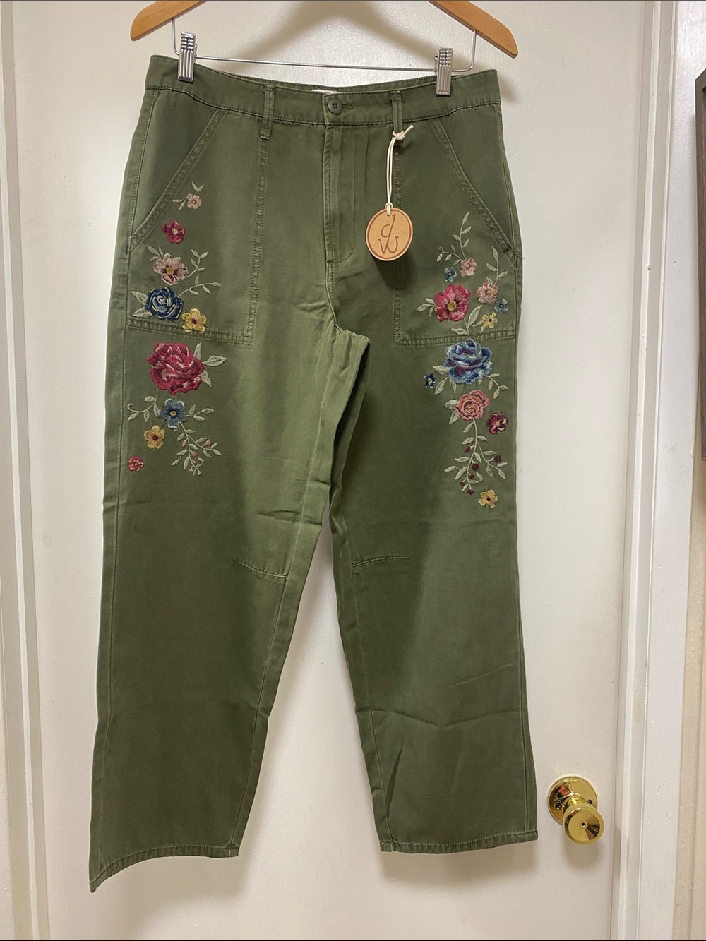 DRIFTWOOD Olive Green Floral-Embroidered Cropped Pants